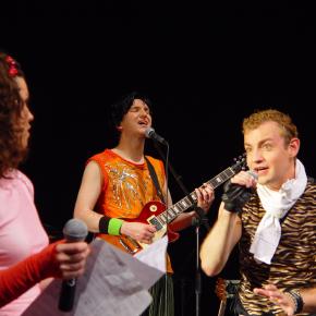 The Lovecats live: Einmal weite Welt